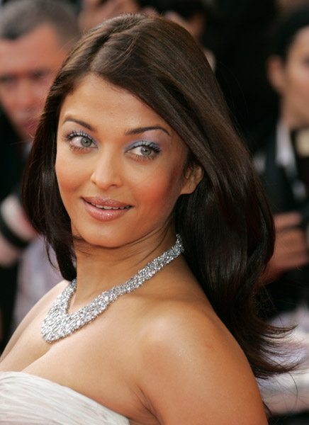 2007 Cannes Film Festival - Opening Night Gala and World Premiere of My Blueberry Nights - Arrivals - Aishwarya Rai - 8