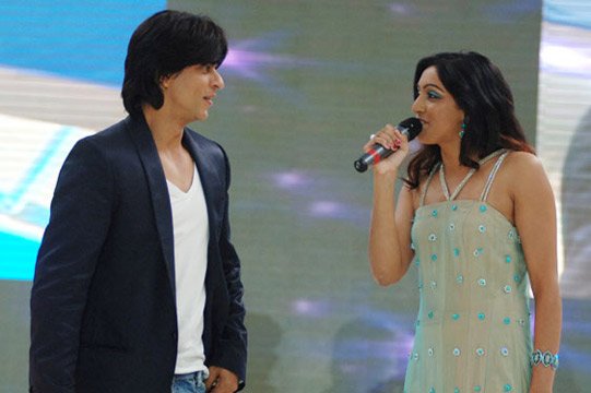 Suzi Mann interview Shah Rukh Khan at the Asian lifestyle show in London - 12