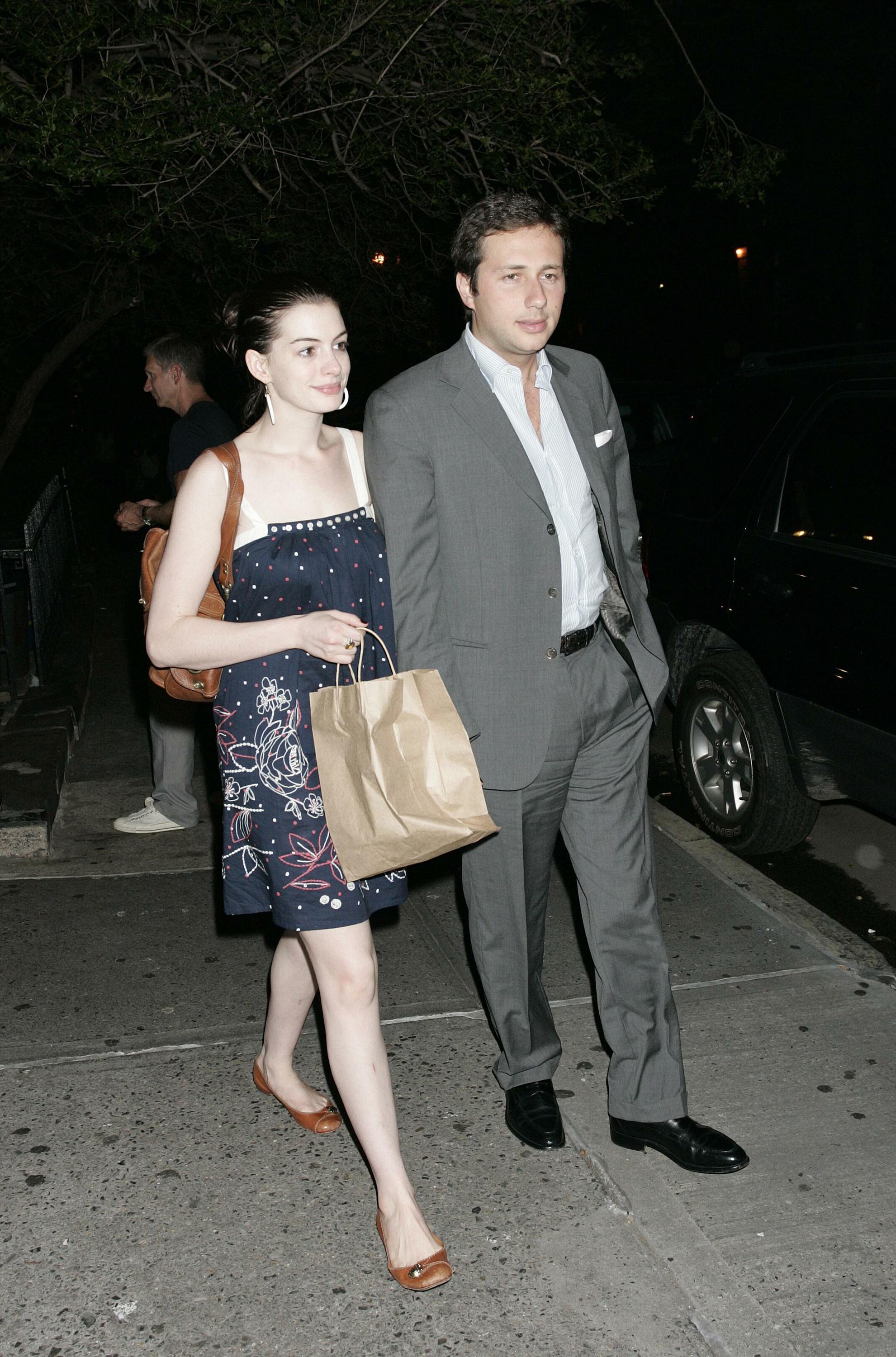 Anne Hathaway and boyfriend leave a lower Manhatten restaurant-2