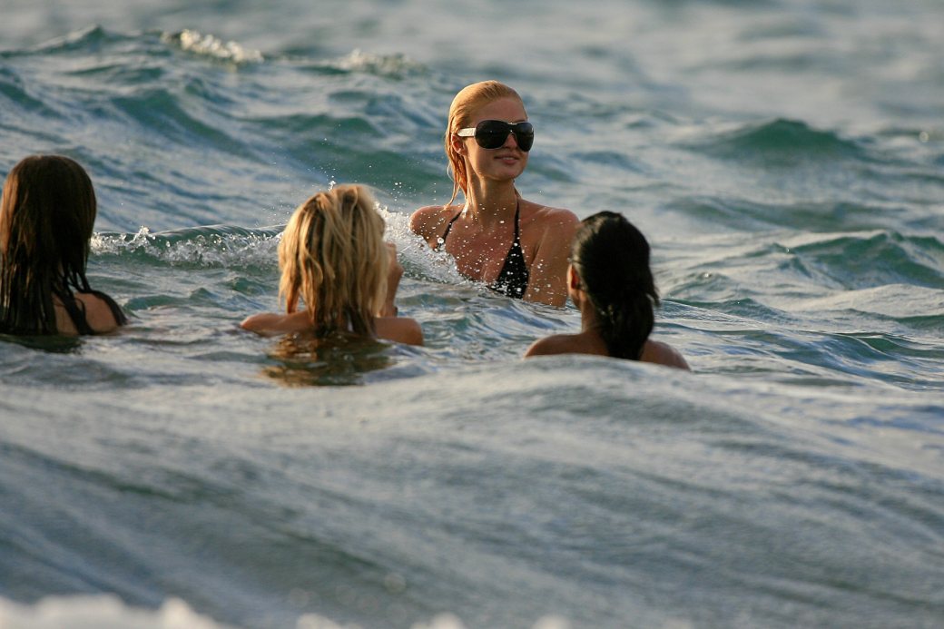 Paris Hilton - Bikini candids - Surfing-8