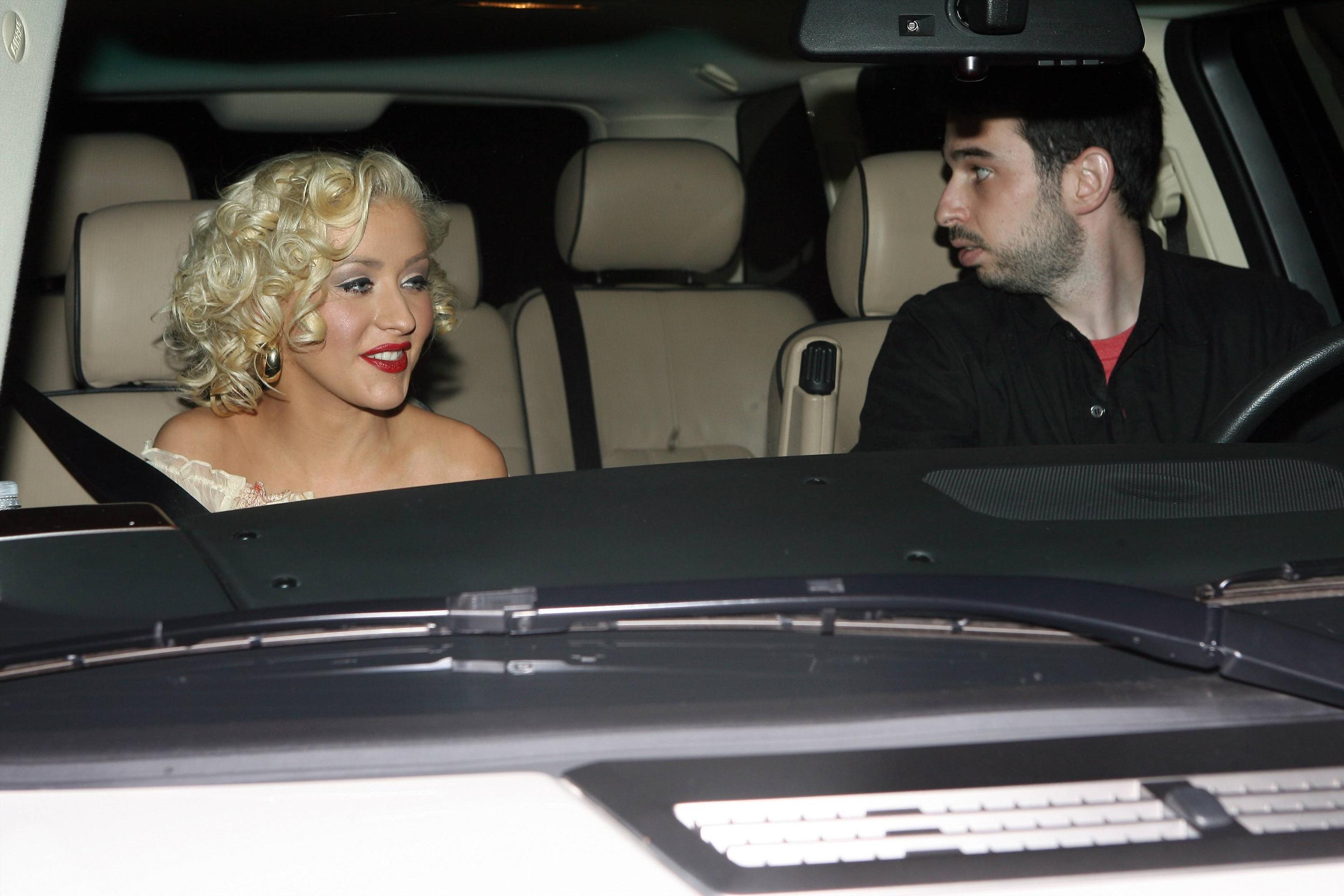 Christina Aguilera at Little Door in Hollywood -8