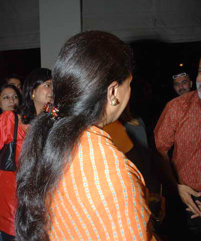 Abhishek Bachchan paints for Khushi at the Hlton Hotel - Jaya Bachchan - 2