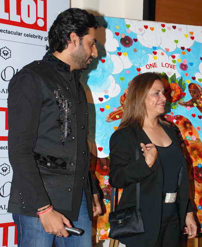 Abhishek Bachchan paints for Khushi at the Hlton Hotel - Abhishek Bachchan - 21