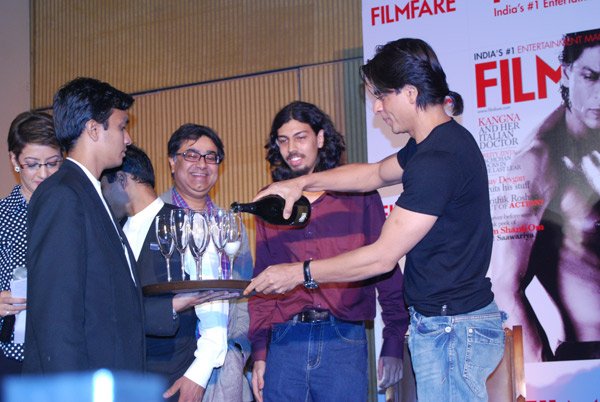 Shahrukh Khan launches Filmfare's latest initiative, Filmfare Mobile - 5