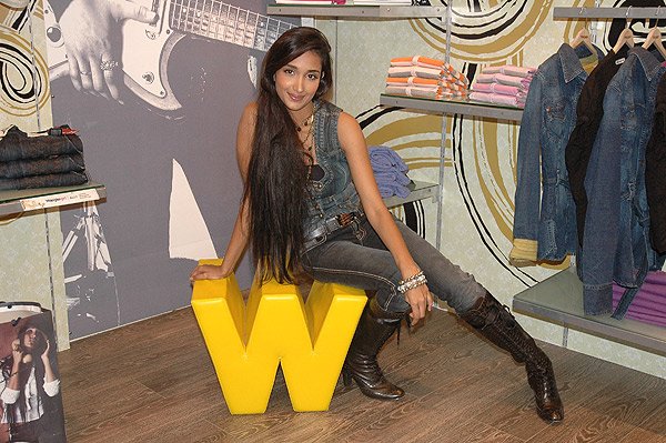Jiah Khan is the new face of Wrangler Jeans - 1