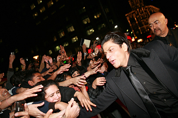 Shahrukh Khan at Om Shanti Om Premiere in London
