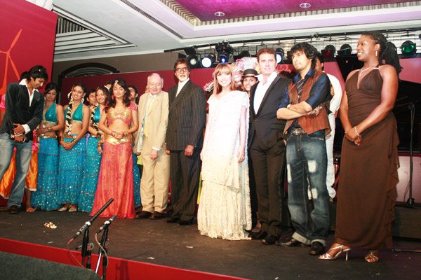 Ken Livingstone, Amitabh Bachchan, Sonu Nigam at the London Mayor Ken's party