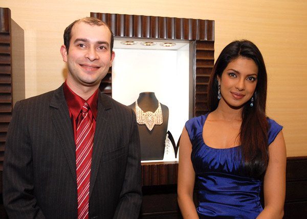 Priyanka Chopra unveils Shobha Asar's jewellery store 