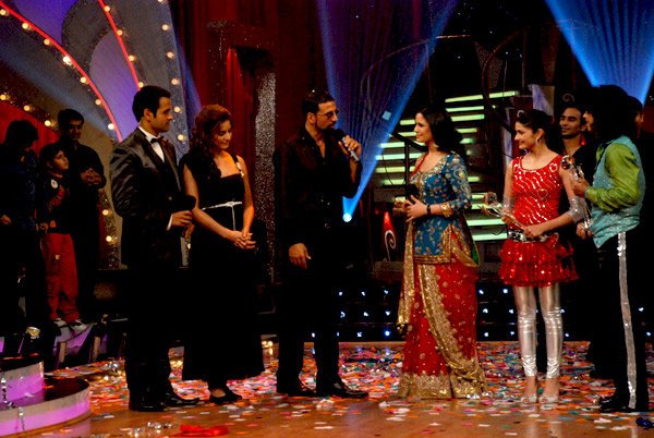 Rohit Roy, Katrina Kaif, Akshay Kumar, Mona Singh at Jhalak Dikhlaja Final 