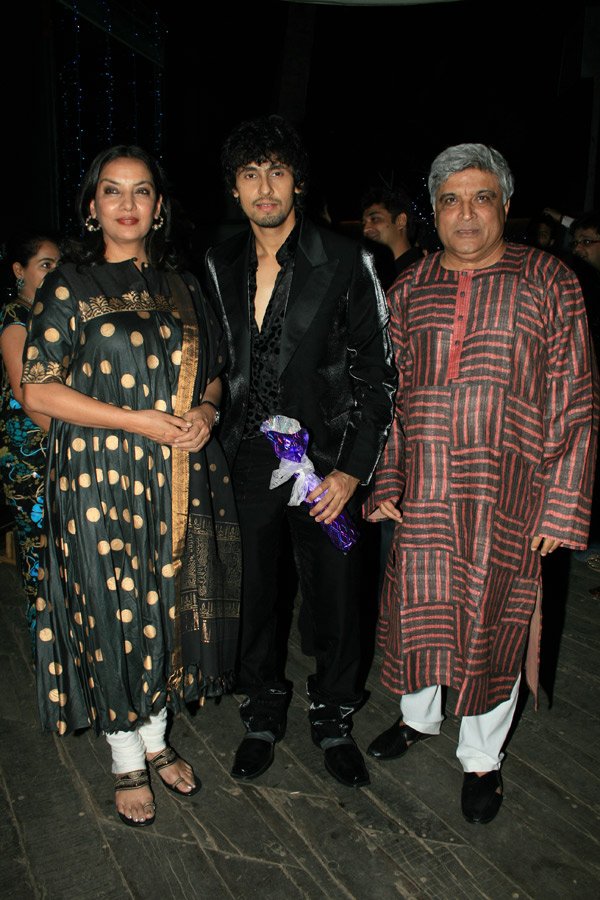 Shabana Azmi, Sonu Nigam, Javed Akhtar at Nevaan Nigam's Birthday Party 