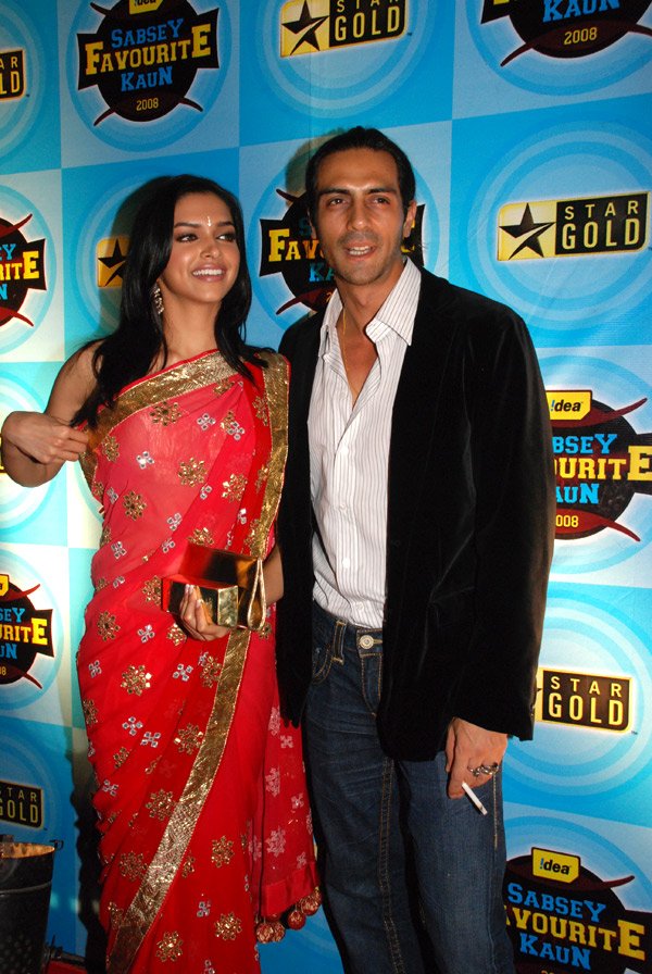 Deepika Padukone, Arjun Rampal at Sabsey Favourite Kaun Awards 2008 
