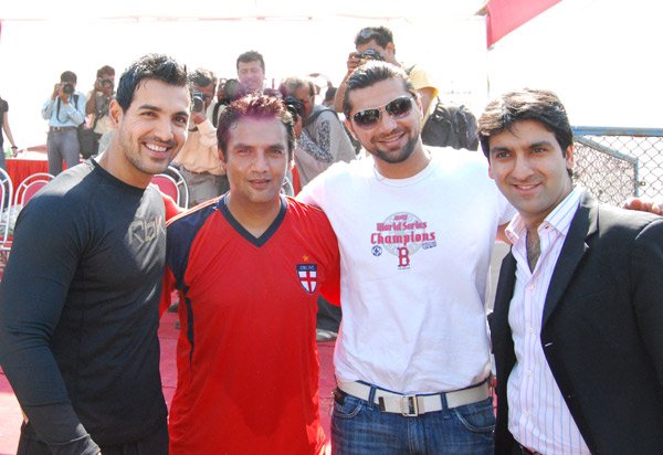 John Abraham, Chetan Hansraj at K Raheja's Universal Cup football match 