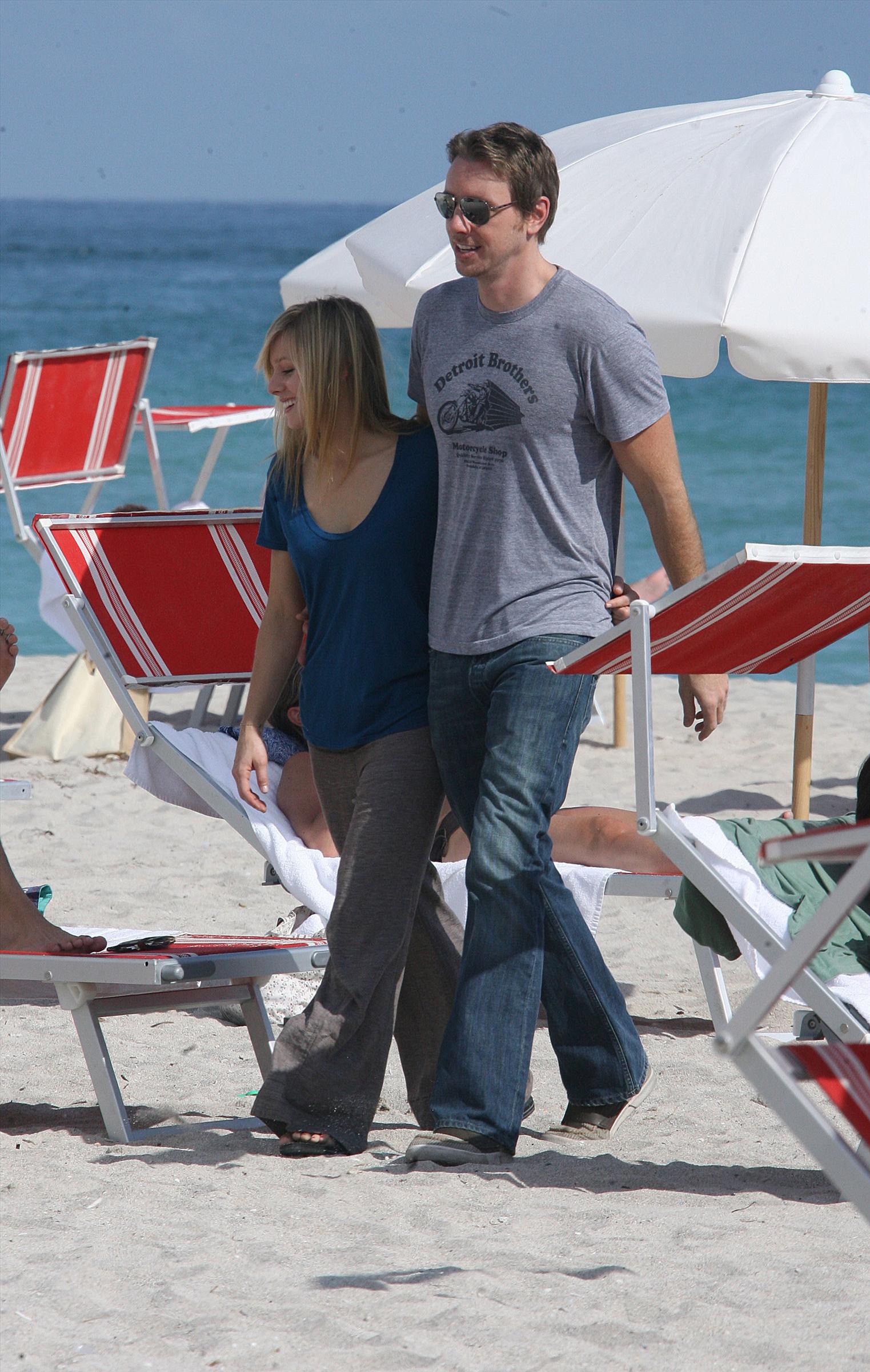 KRISTEN BELL - Candids South Beach -5