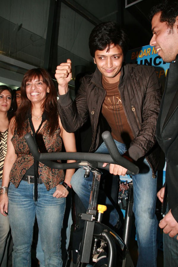 Ritesh Deshmukh launches Open Air Spining Studio 