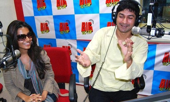 Amrita Rao at Big FM 