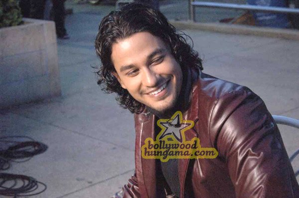 Kunal Khemu in Superstar 