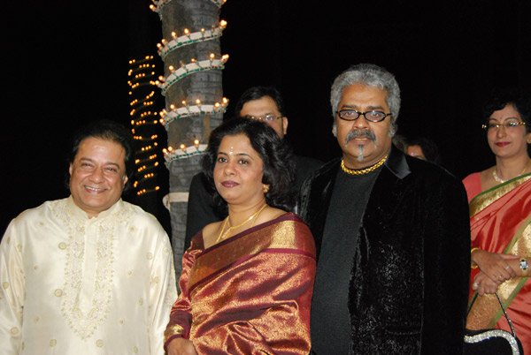 Anup Jalota, Hariharan at Rahul Sharma and Barkha Patel's wedding  