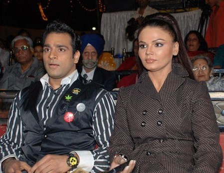 Kshitij Wagh, Rakhi Sawant, Sachin Tyagi at Ghongoo college 