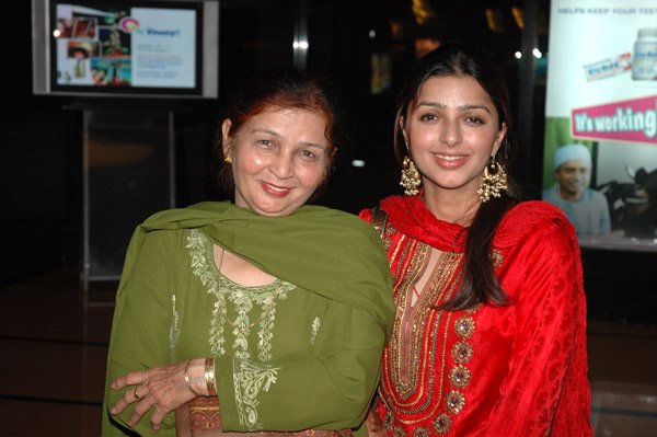 Bhumika Chawla at the premiere of Yaariyan 