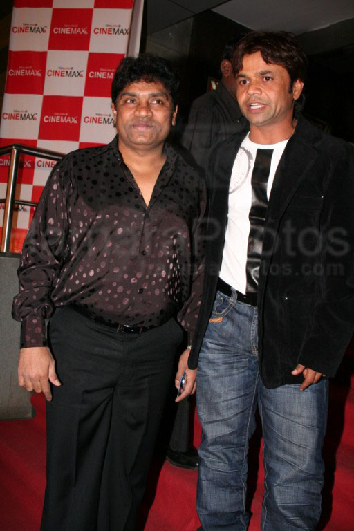 Rajpal Yadav, Johnny Leverat Rama Rama Kya Hai Dramaa premiere at Cinemax on Jan 30th 2008 