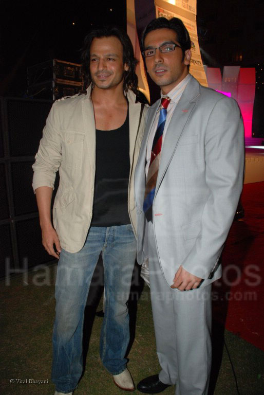 Vivek Oberoi, Zayed Khan at Mission Instanbul stars at Lycra Image Fashion Forum in Hotel Intercontinnental on Jan 30th 2008 