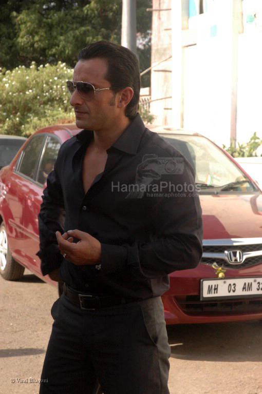 Saif Ali Khan at Race music launch on the sets of Amul Star Voice Chotte Ustaad in Film City on Feb 4th 2008 