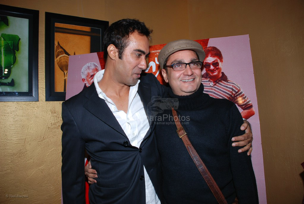 Ranvir Shorey, Vinay Pathak at Mithiya film press meet on Feb 4th 2008 in Zenzi 