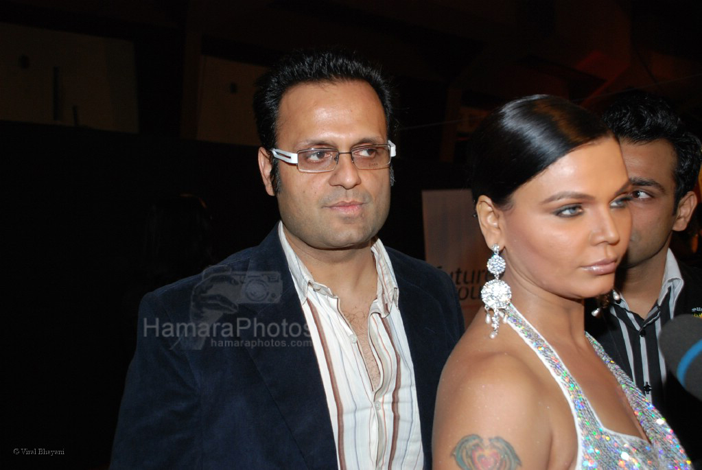 Rakhi Sawant at the Global Indian TV Awards red carpet in Andheri Sports Complex on Feb 1st 2008 