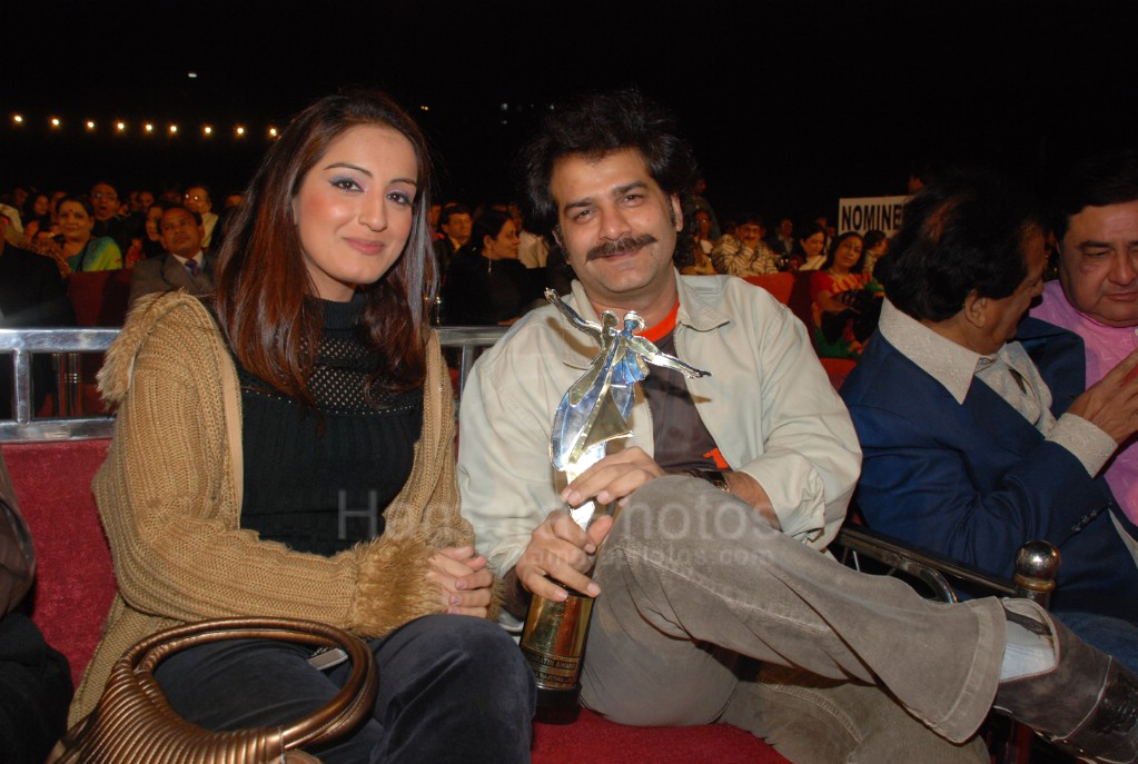 Mona thiba and jd matejia at Gujarati Film Awards at Andheri Sports Complex on Feb 9th 2008