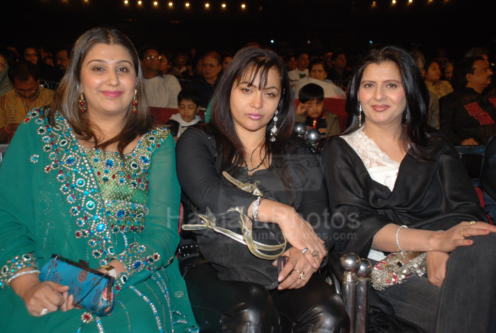 Gujarati Film Awards at Andheri Sports Complex on Feb 9th 2008