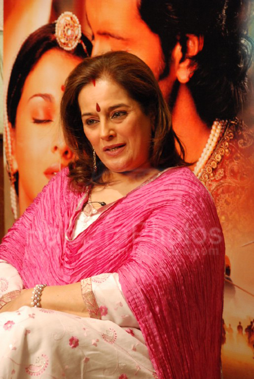 Punam Sinha at the press meet of Jodha Akbar in Mehboob Studios on Feb 9th 2008 