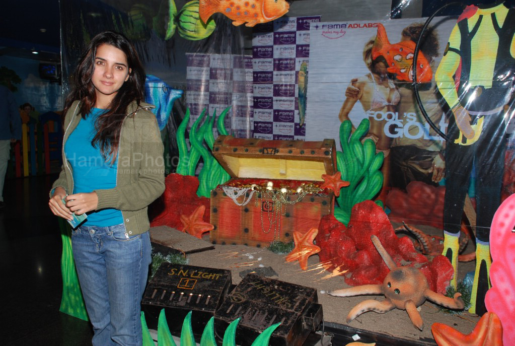 Shruthi Seth at the Fool's Gold premiere in Fame, Andheri on Feb 6th 2008  