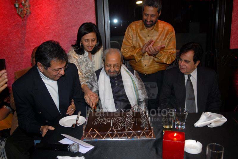 Pran, Dilip Kumar at Pran's 88th birthday on 12th Feb 2008 