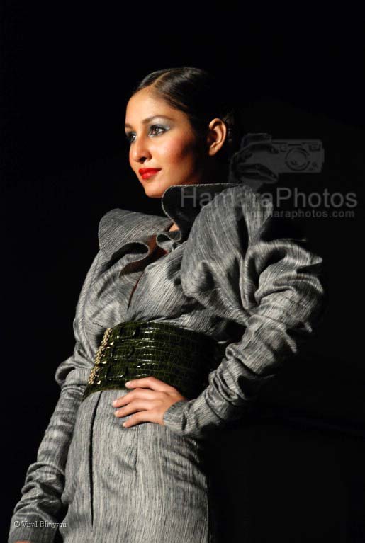 at LS Raheja's fashion show Alechmy 2008 choreographed by Achala Sachdev in  Infiniti Mall on Feb 13th 2008
