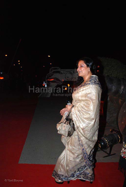 Mushumi Chaterjee at Jodhaa Akbar premiere at IMAX WADALA on 14th feb 2008 
