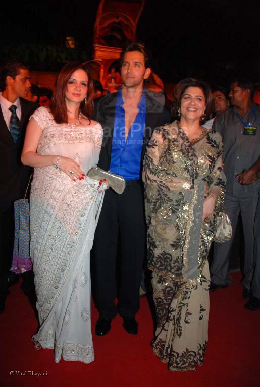 Hrithik Roshan,Suzzane at Jodhaa Akbar premiere at IMAX WADALA on 14th feb 2008 