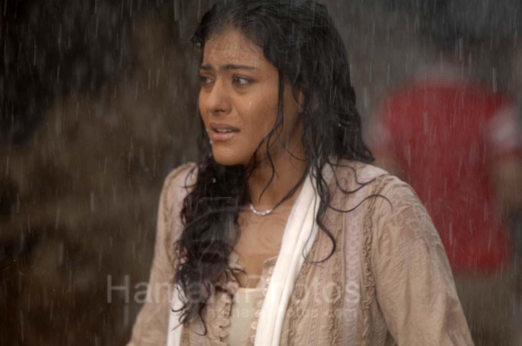 Kajol in U Me Aur Hum 