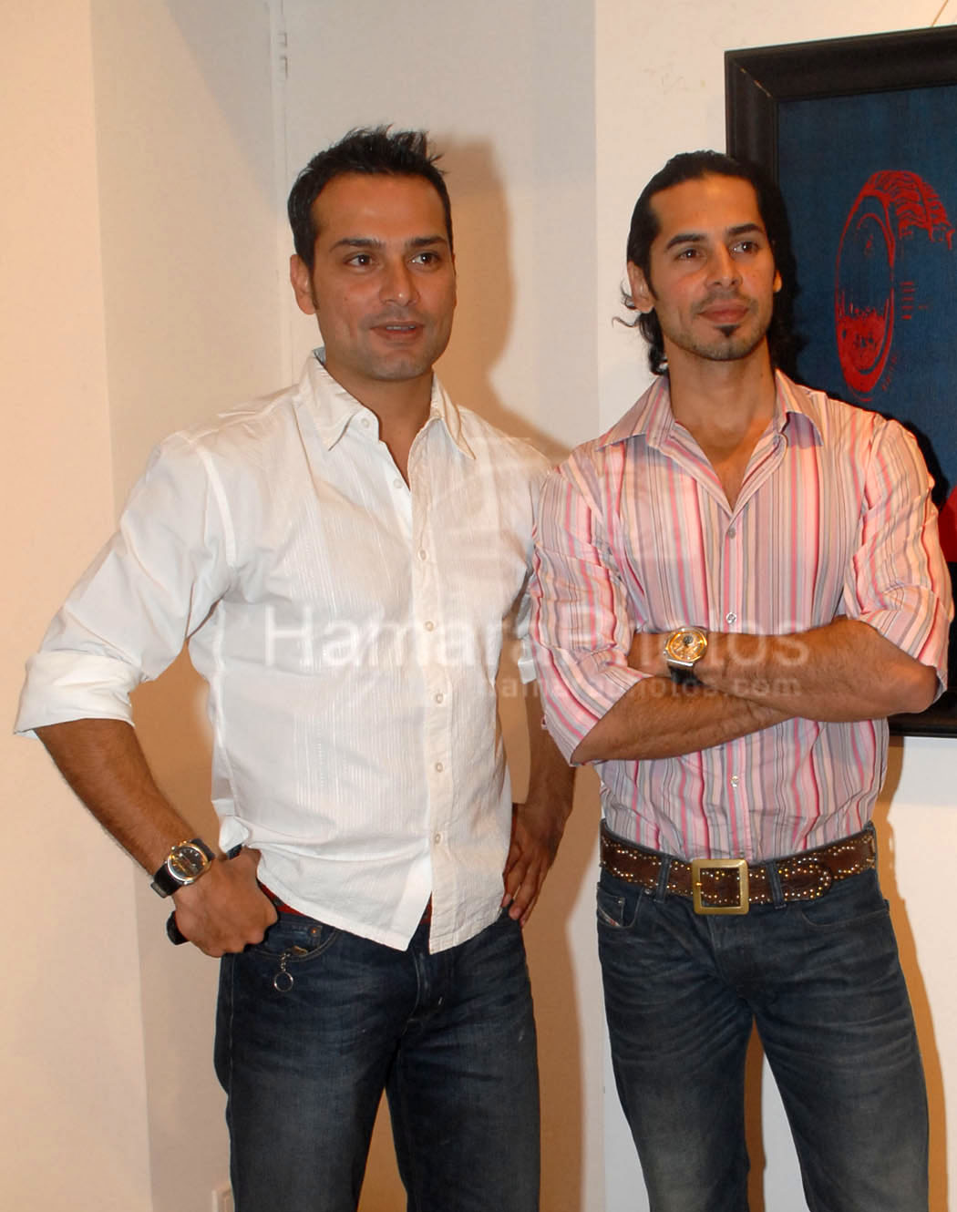 Dino Morea at Jeet Ganguly's Exhibition 