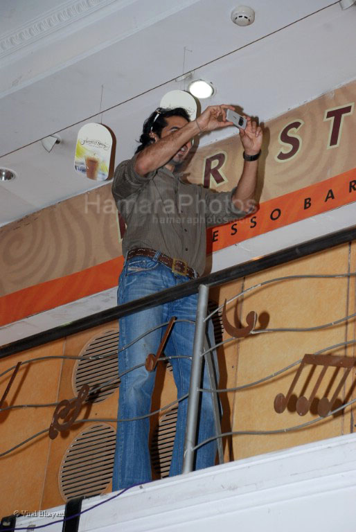 Dino Morea at Bhram Music launch in  Planet M  on Feb 20th 2008 