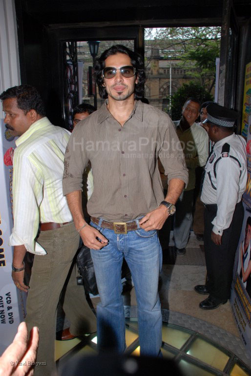 Dino Morea at Bhram Music launch in  Planet M  on Feb 20th 2008 