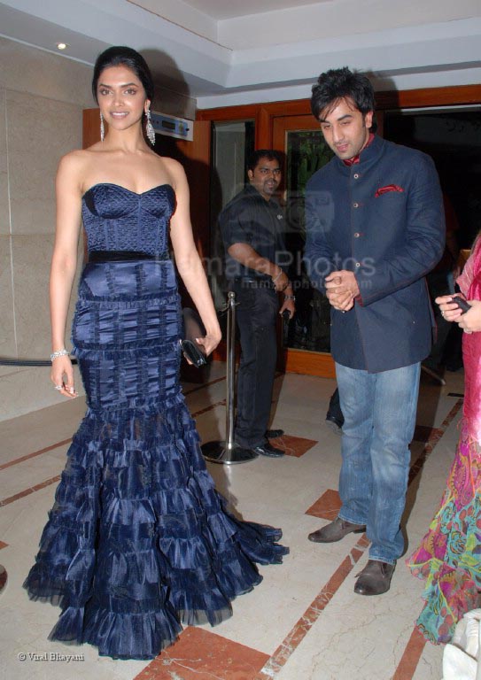 Deepika Padukone with Ranbir Kapoor at Farah Ali Khan Bash at Blings in Hotel The Leela on 23rd Feb 2008