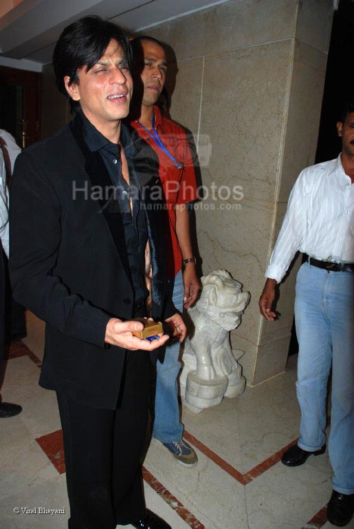 Shahrukh Khan at Farah Ali Khan Bash at Blings in Hotel The Leela on 23rd Feb 2008 