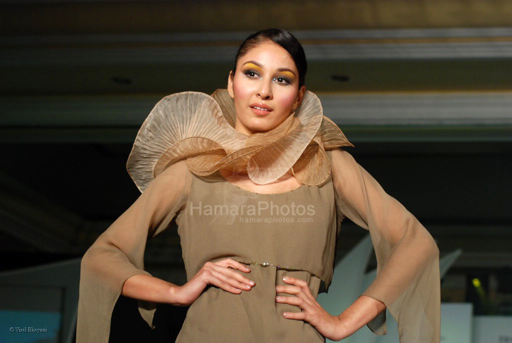 at Wendell Rodrigues Fashion Show for Mercedes Trophy 2007 at ITC Grand Central Sheraton on 24th feb 2008