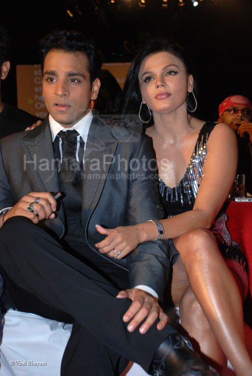 Rakhi Sawant,Abhishek Awasthi at Bajate Raho Red FM awards in Taj Land's End on Feb 25th 2008 