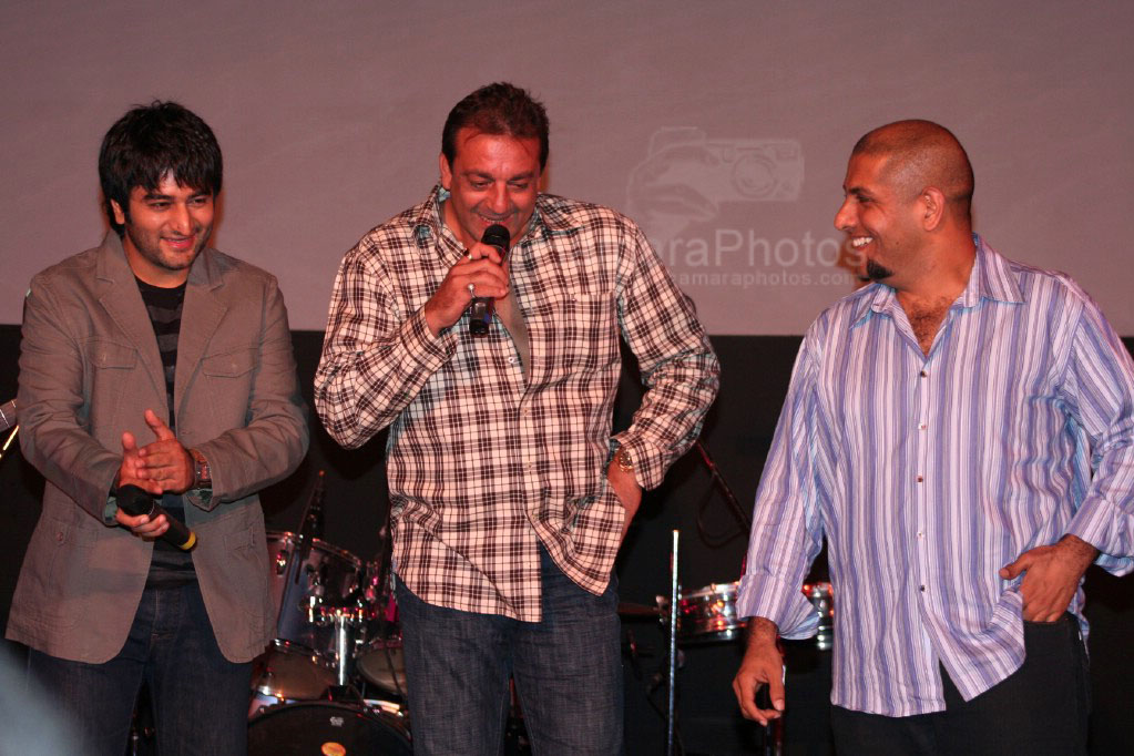 Sanjay Dutt, Shekhar Ravjiani, Vishal Dadlani at the music launch of Raghu Dixit's album in Bandra on Feb 26th 2008 