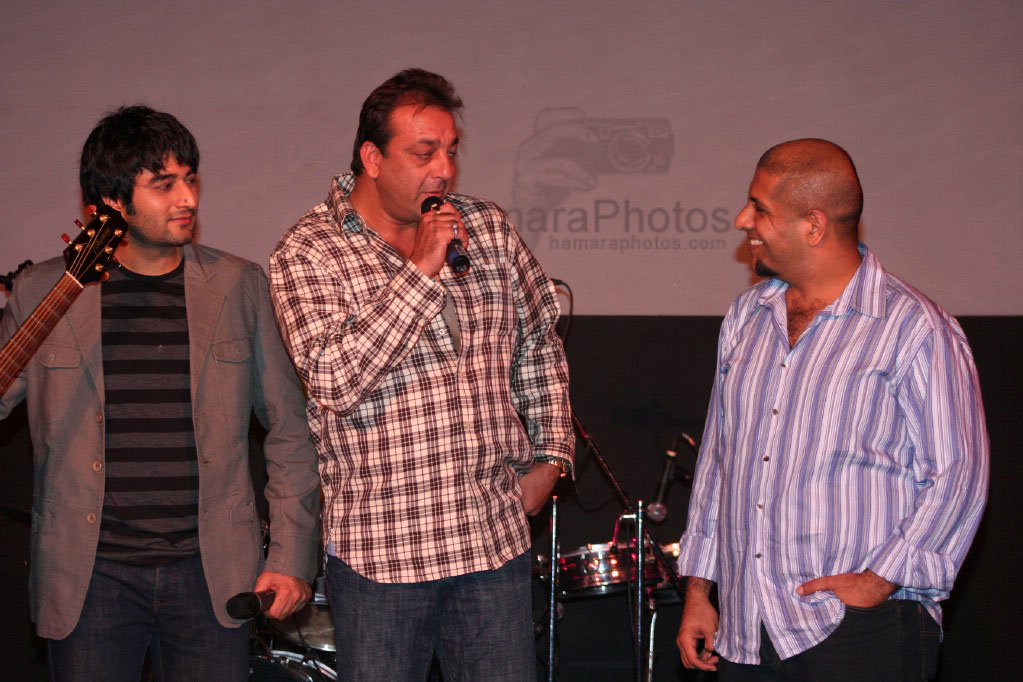 Sanjay Dutt, Shekhar Ravjiani, Vishal Dadlani at the music launch of Raghu Dixit's album in Bandra on Feb 26th 2008 