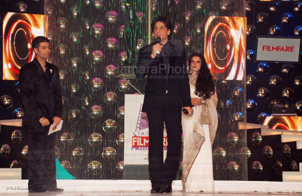 Karan Johar,Shahrukh Khan at Fair One 53rd Filmfare Awards in Mumbai on Feb 28th, 2008