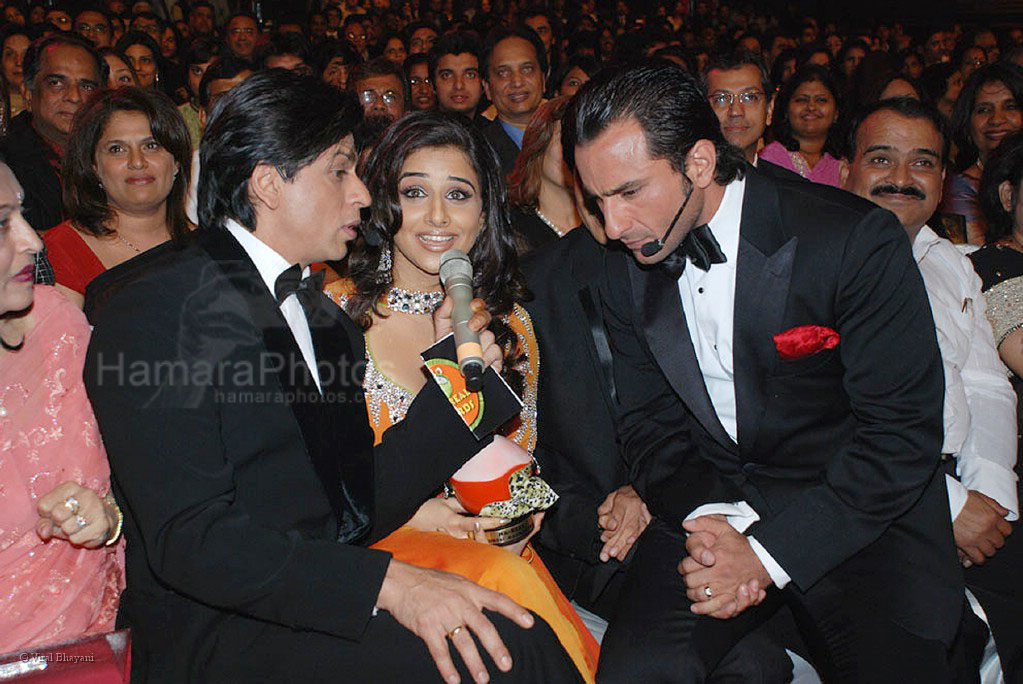 Shahrukh Khan,Vidya Balan,Saif Ail Khan at Fair One 53rd Filmfare Awards in Mumbai on Feb 28th, 2008