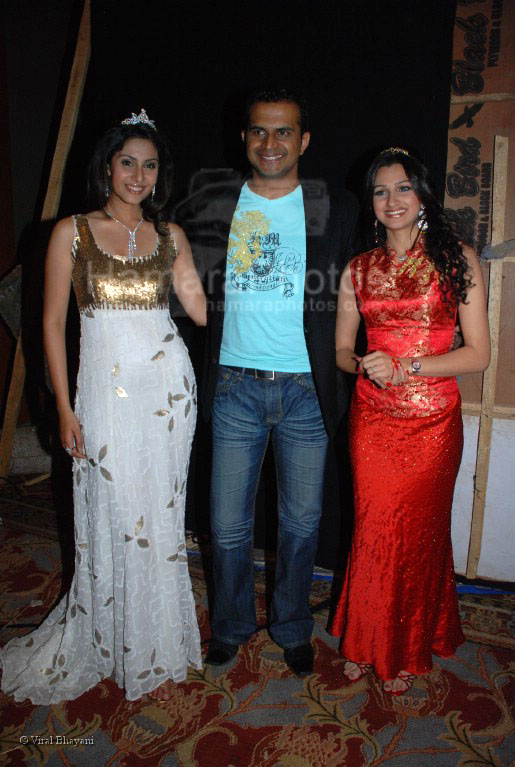 Pooja Kanwal, Divya Parameshwaranat Miss India Worldwide bash hosted by HT City and Tijori Ent in JW Marriott on Feb 28th 2008