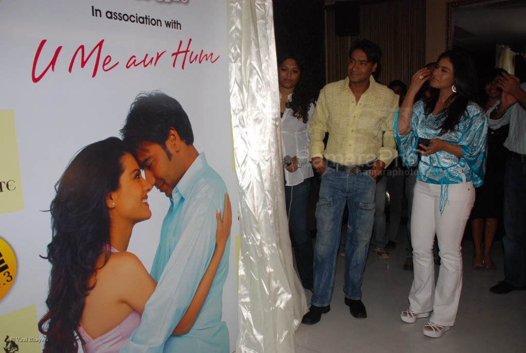 Kajol, Ajay Devgan at Radio One promotional event for film U Me Aur Hum at D Ultimate Club on 29th Feb 2008 